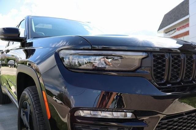 new 2025 Jeep Grand Cherokee car, priced at $52,176