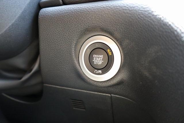 new 2025 Chrysler Pacifica car, priced at $47,748