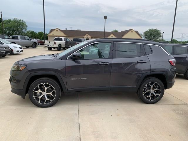 new 2024 Jeep Compass car, priced at $28,561