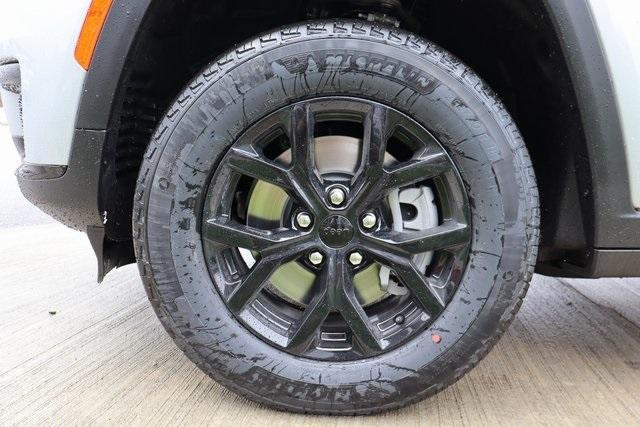 new 2025 Jeep Grand Cherokee L car, priced at $44,720