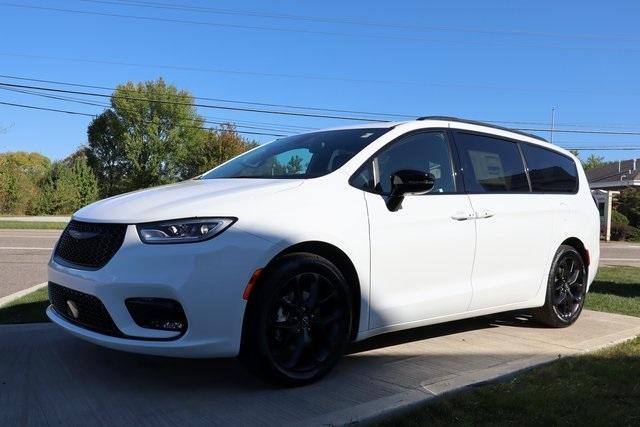 new 2026 Chrysler Pacifica car, priced at $50,171