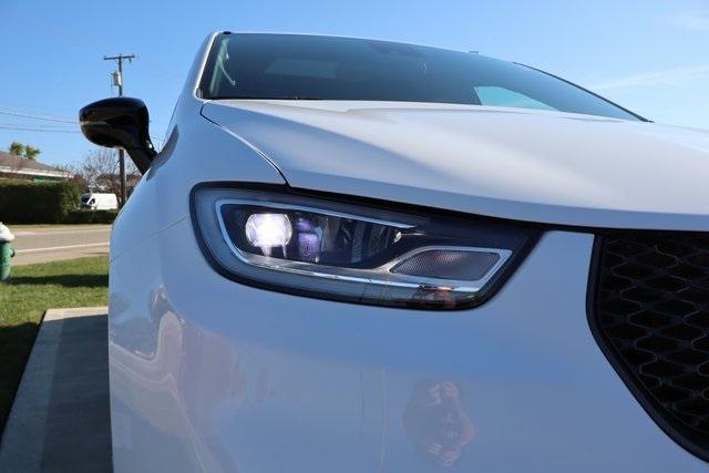 new 2026 Chrysler Pacifica car, priced at $50,171