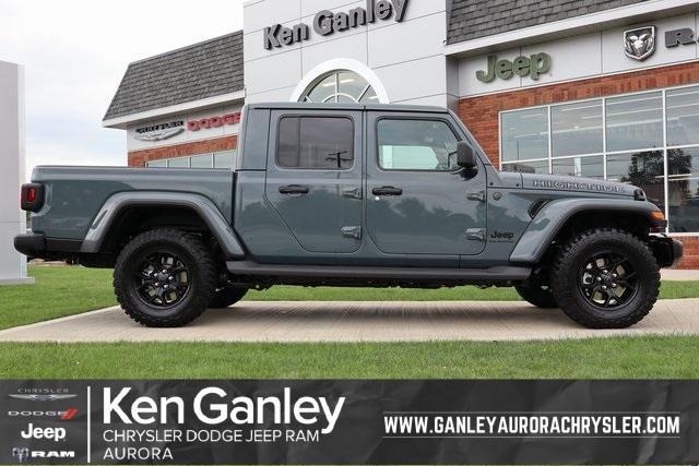 new 2025 Jeep Gladiator car, priced at $45,427