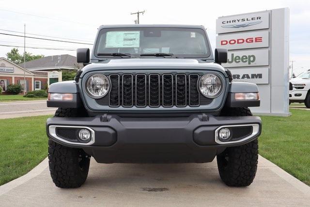 new 2025 Jeep Gladiator car, priced at $45,427