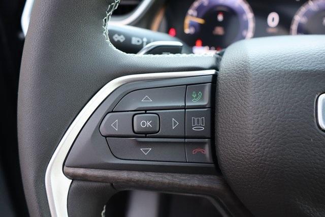 new 2025 Jeep Grand Cherokee car, priced at $51,586