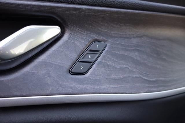 new 2025 Jeep Grand Cherokee car, priced at $51,586
