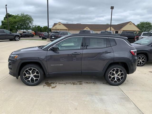 new 2024 Jeep Compass car, priced at $28,561