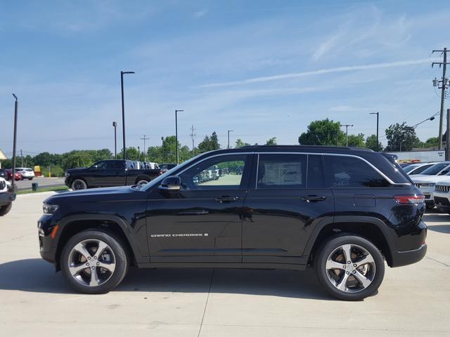 new 2024 Jeep Grand Cherokee car, priced at $47,062