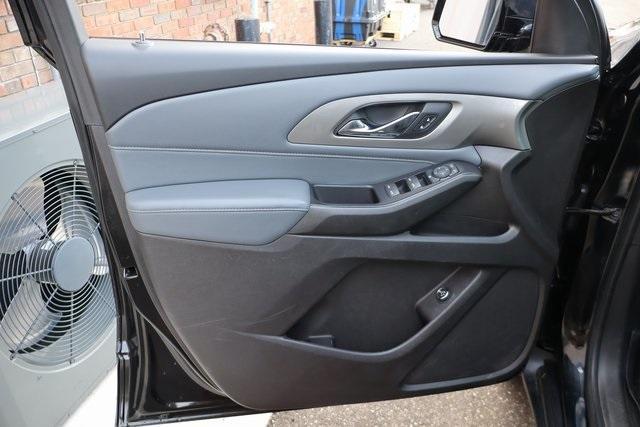 used 2018 Chevrolet Traverse car, priced at $17,900