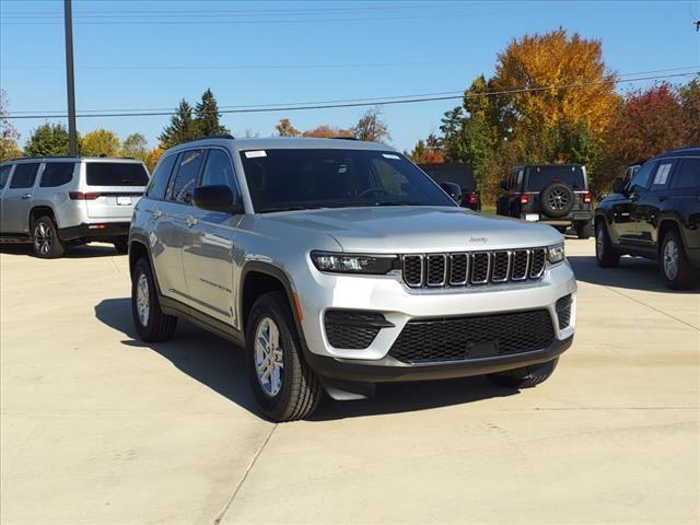 new 2025 Jeep Grand Cherokee car, priced at $41,345