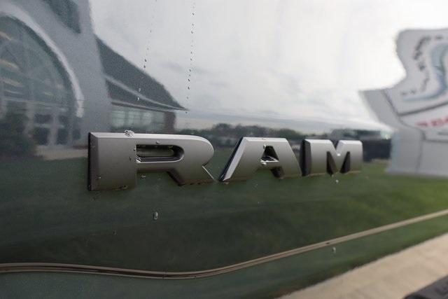 new 2025 Ram 1500 car, priced at $48,592
