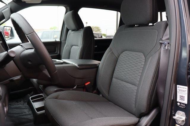 new 2025 Ram 1500 car, priced at $48,592
