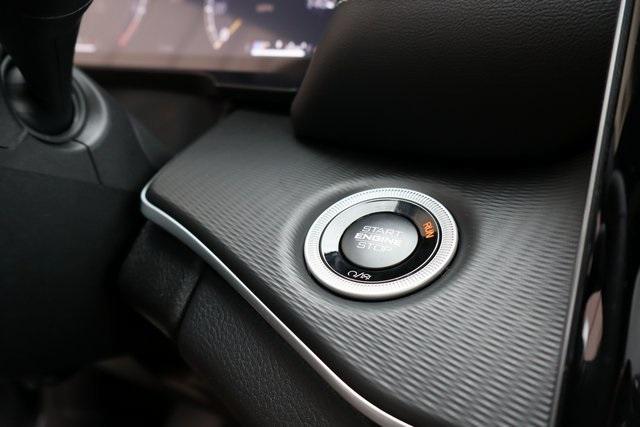 new 2025 Jeep Grand Cherokee car, priced at $40,401