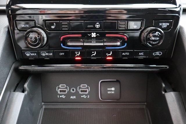 new 2025 Jeep Grand Cherokee car, priced at $40,401