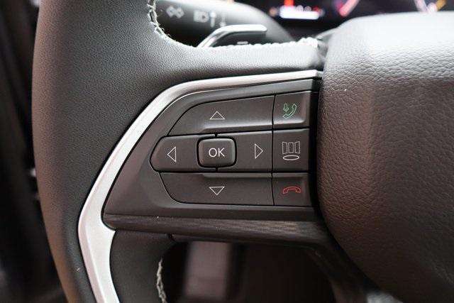 new 2025 Jeep Grand Cherokee car, priced at $40,401