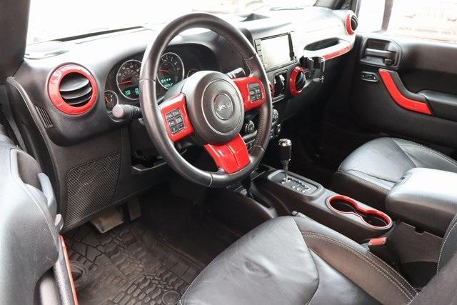used 2015 Jeep Wrangler Unlimited car, priced at $19,900