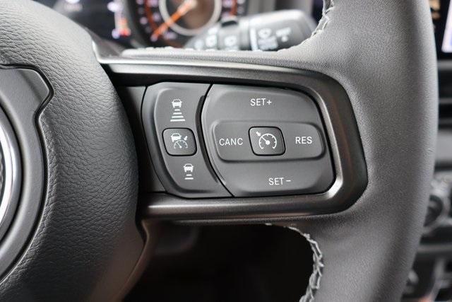 new 2025 Jeep Wrangler car, priced at $48,446
