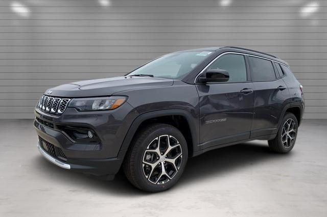 new 2024 Jeep Compass car, priced at $29,961