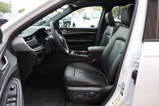 new 2025 Jeep Grand Cherokee L car, priced at $47,019