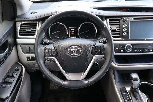 used 2015 Toyota Highlander car, priced at $16,900