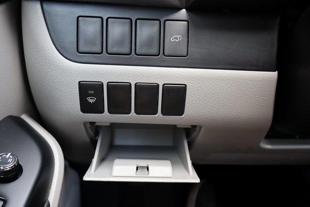 used 2015 Toyota Highlander car, priced at $16,900