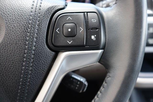 used 2015 Toyota Highlander car, priced at $16,900