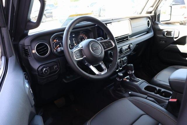 new 2025 Jeep Wrangler car, priced at $55,303