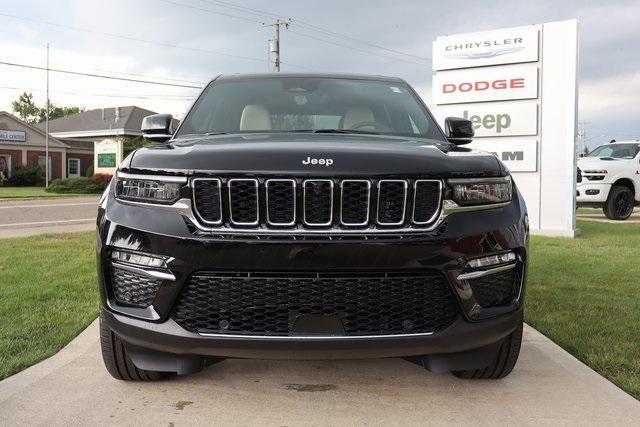 new 2025 Jeep Grand Cherokee car, priced at $49,723