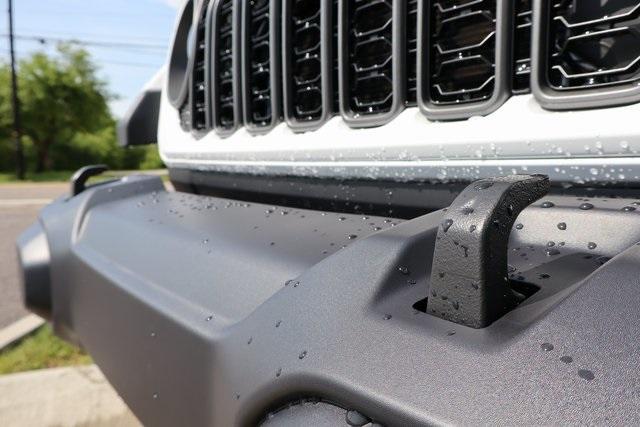 new 2025 Jeep Gladiator car, priced at $50,293