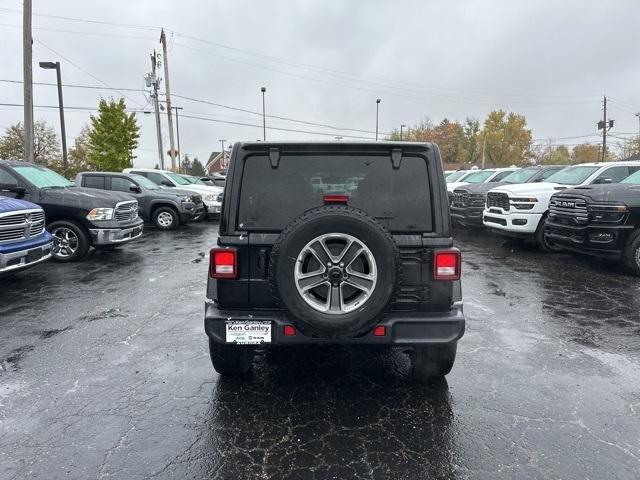 used 2022 Jeep Wrangler Unlimited car, priced at $34,900