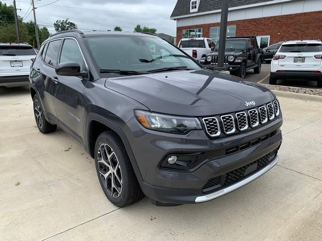 new 2024 Jeep Compass car, priced at $28,561