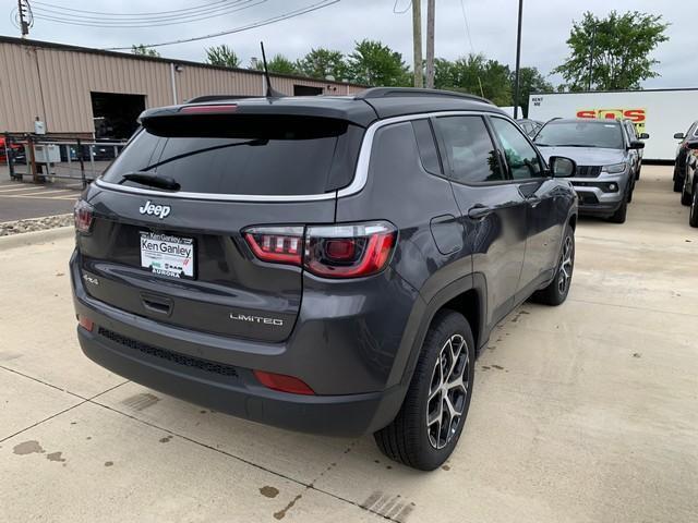 new 2024 Jeep Compass car, priced at $28,561