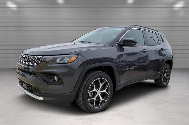 new 2024 Jeep Compass car, priced at $29,961