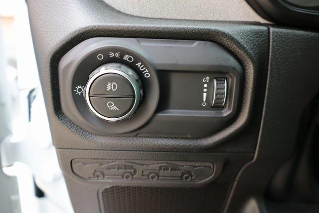 new 2025 Jeep Gladiator car, priced at $46,360