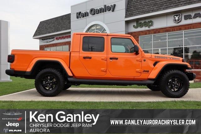 new 2025 Jeep Gladiator car, priced at $45,684