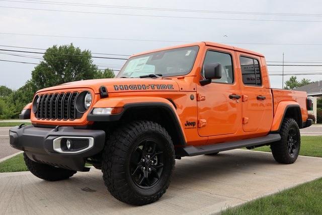 new 2025 Jeep Gladiator car, priced at $45,684