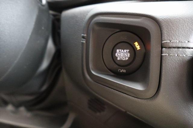 new 2025 Jeep Gladiator car, priced at $45,684