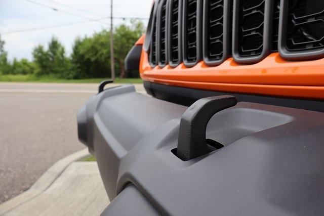 new 2025 Jeep Gladiator car, priced at $45,684