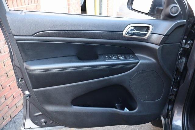 used 2015 Jeep Grand Cherokee car, priced at $11,000