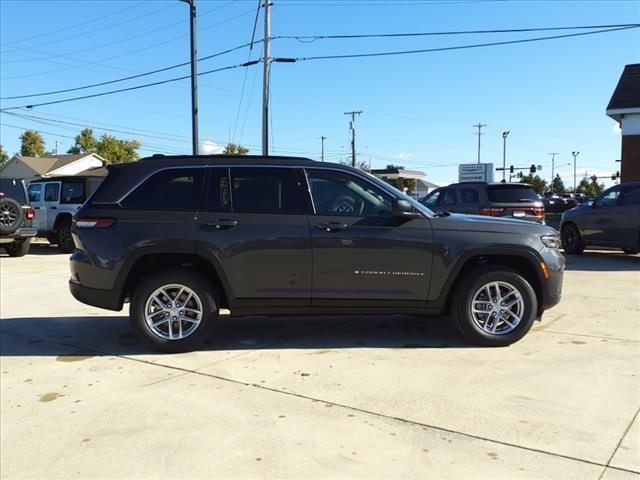 new 2024 Jeep Grand Cherokee car, priced at $38,204