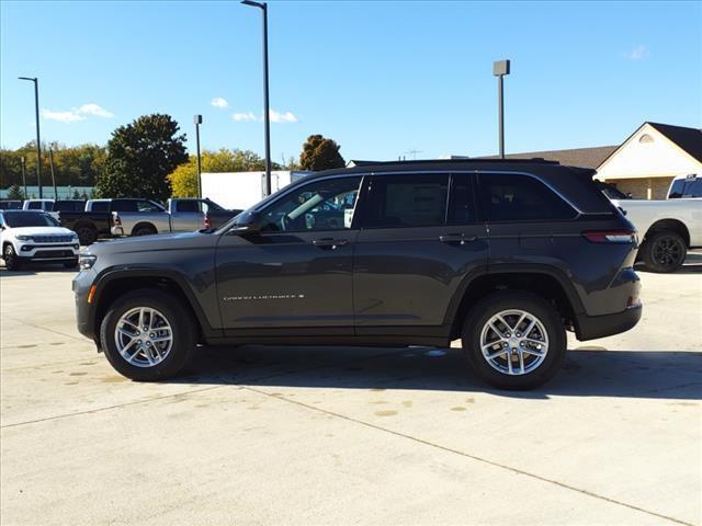 new 2024 Jeep Grand Cherokee car, priced at $37,161