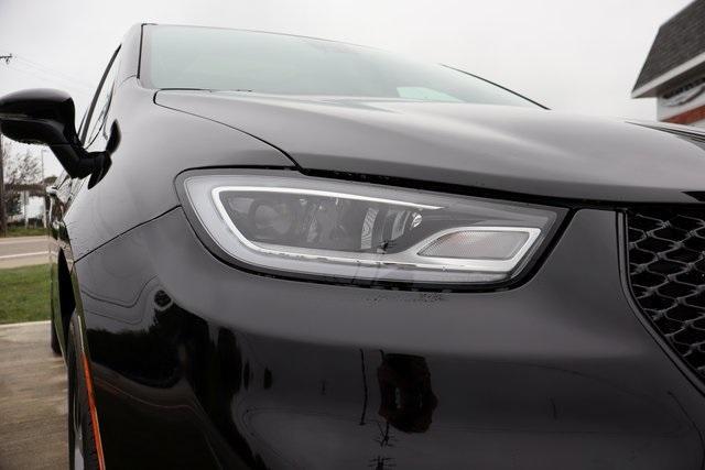 new 2026 Chrysler Pacifica car, priced at $52,936