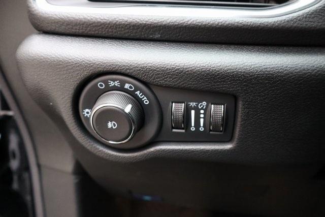 new 2026 Chrysler Pacifica car, priced at $52,936