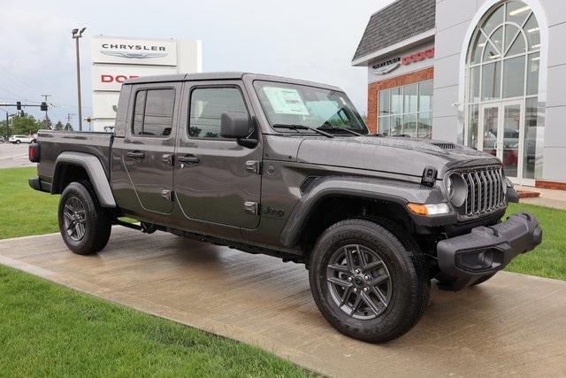 new 2025 Jeep Gladiator car, priced at $47,899
