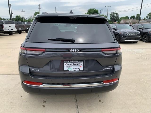 new 2024 Jeep Grand Cherokee car, priced at $49,545