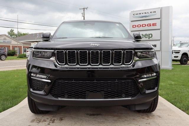 new 2025 Jeep Grand Cherokee car, priced at $52,620