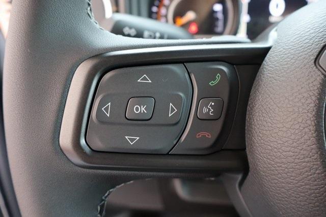 new 2025 Jeep Gladiator car, priced at $45,687