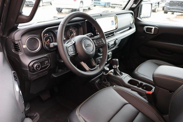 new 2025 Jeep Gladiator car, priced at $45,687