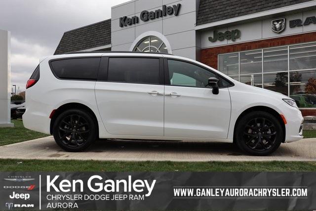 new 2026 Chrysler Pacifica car, priced at $49,759