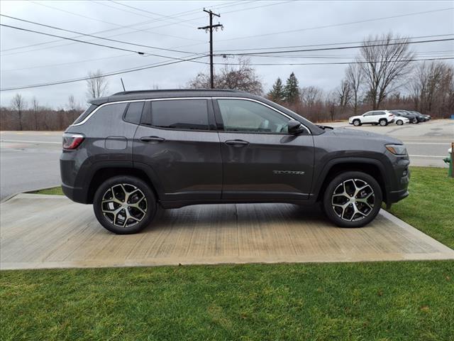 new 2024 Jeep Compass car, priced at $29,461